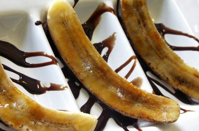 Chocolate, crispy caramel and bananas. Mmmmmmm.