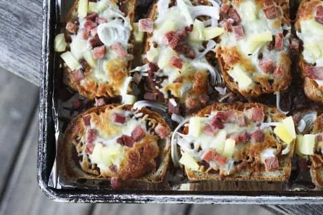 English Muffin Bread Pizzas