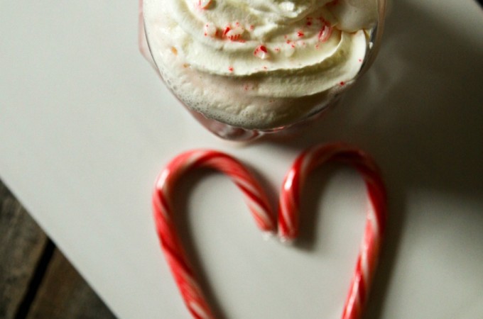 Holiday Candy Cane Silk Steamer made with Silk Cashewmilk from foodiewithfamily.com #SilkCashew
