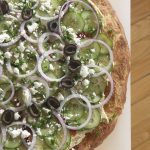 Mediterranean Hummus Pizza #Vegetarian foodiewithfamily.com