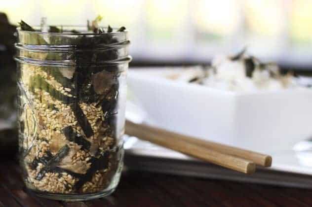 Furikake Recipe (Homemade Japanese Seasoning)