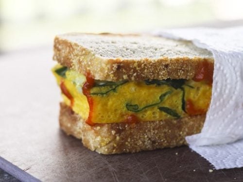 https://www.foodiewithfamily.com/wp-content/uploads/2012/04/supremespinachandeggbreakfastsandwiches1-500x375.jpg