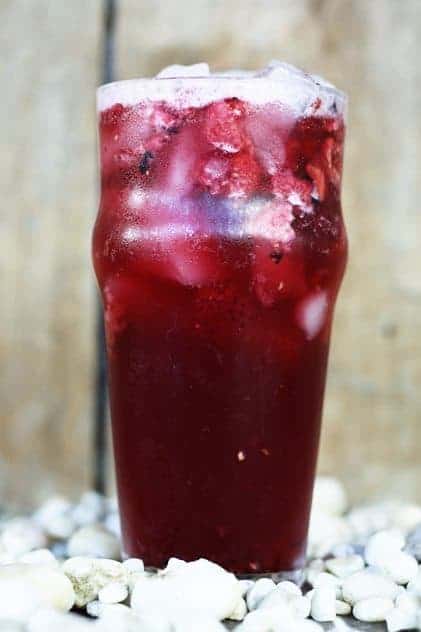 Can I Drink Very Berry Hibiscus While Pregnant?