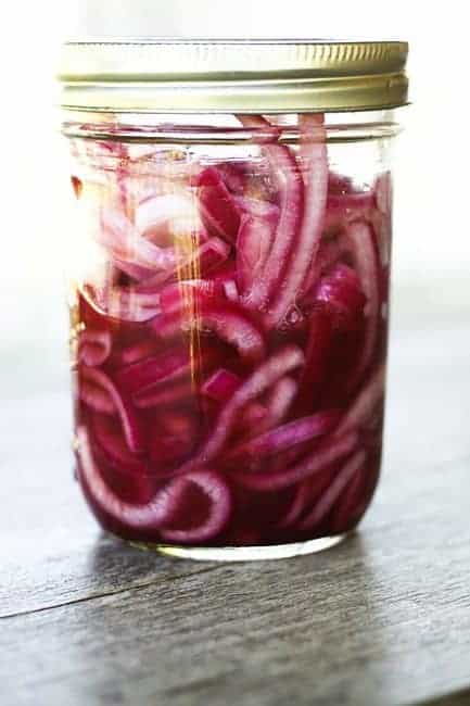 Pickled Red Onions | www.foodiewithfamily.com