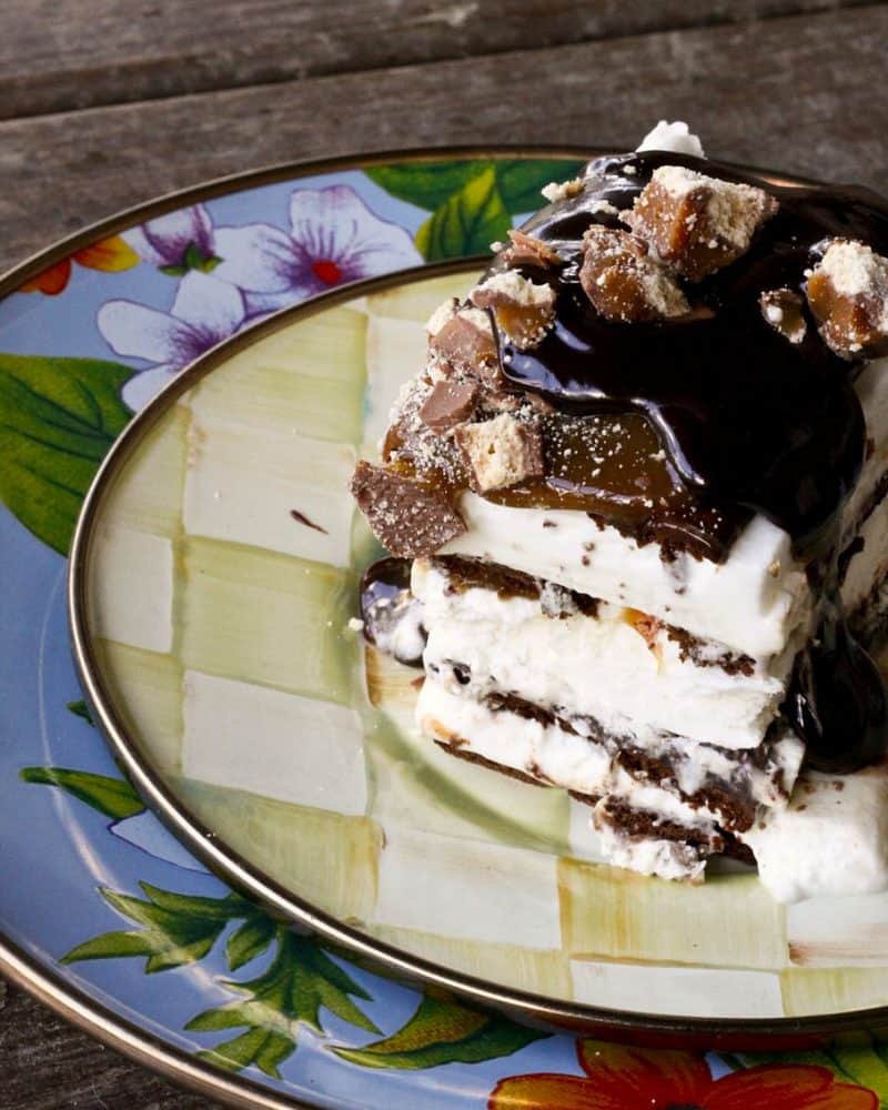 Twix Ice Cream Sandwich Cake for No-Bake summer sweet tooth satisfaction