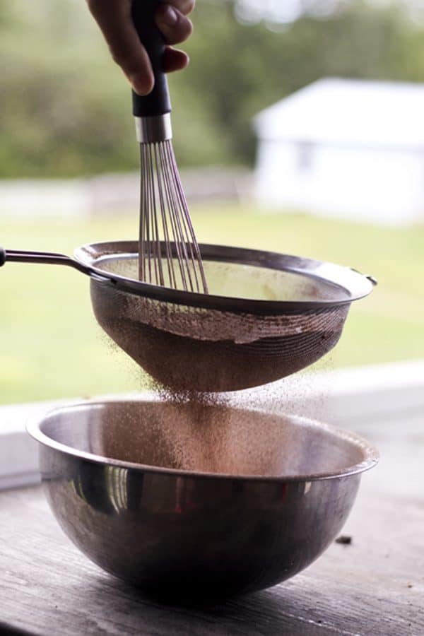 Homemade Ovaltine Malted Milk Powder in chocolate or plain from foodiewithfamily.com