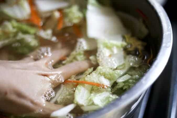 Brining vegetables for mak kimchi on www.foodiewithfamily.com