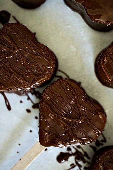 Homemade Coffee Marshmallows covered in silky Milk Chocolate Coating. #ValentinesDay #SuperbowlSnacks #Sweets