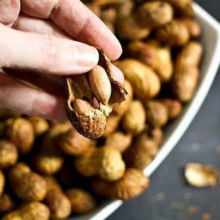 Tasty Sriracha Roasted In-Shell Peanuts #snackfood #healthysnacks foodiewithfamily.com