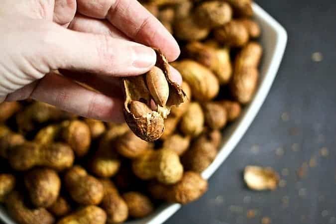 Tasty Sriracha Roasted In-Shell Peanuts #snackfood #healthysnacks foodiewithfamily.com