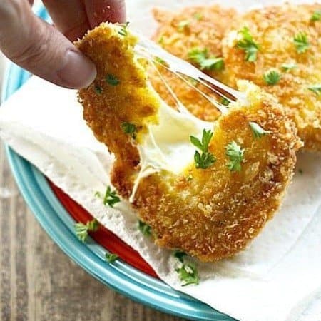 Crispy, Gooey, Fresh Mozzarella Steaks from foodiewithfamily.com #FreezerFriendly #MakeAheadMondays