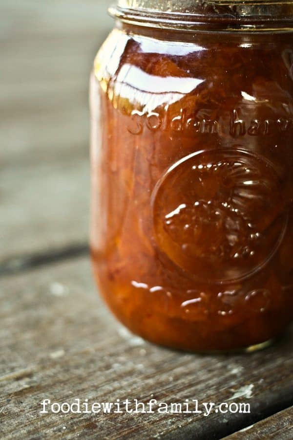 Ginger Peach Preserves for serving on toast, in ice cream, alongside roasted meats, or just spooned straight to your mouth from foodiewithfamily.com