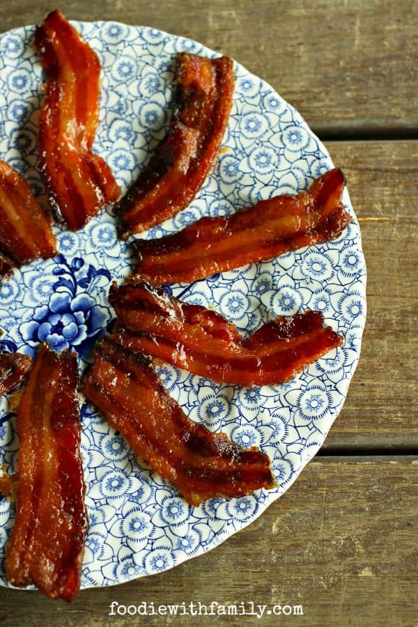 Easy, homemade Maple Candied Bacon from foodiewithfamily.com