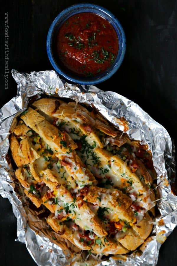 Supreme Pizza Party Bread from foodiewithfamily.com