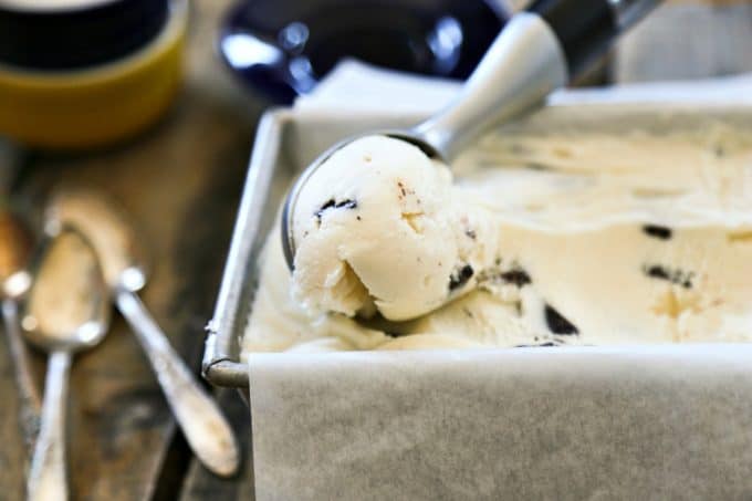 Mint Dark Chocolate Chunk Ice Cream 30 minute version with no cooking from foodiewithfamily.com