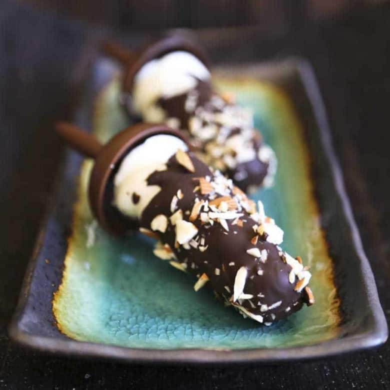 Dark Chocolate Almond Frozen Yogurt Pops from foodiewithfamily.com #AussieStyle