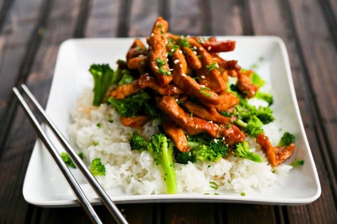 Easy Garlic Ginger Glazed Sticky Pork 4 Easy Garlic and Ginger Sticky Glazed Pork Stir Fry