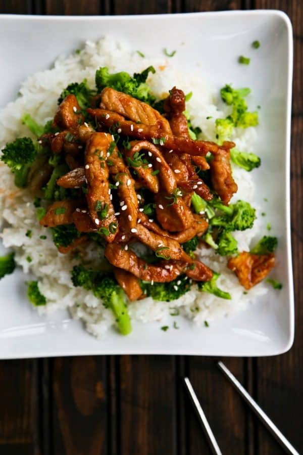 Easy Garlic Ginger Glazed Sticky Pork