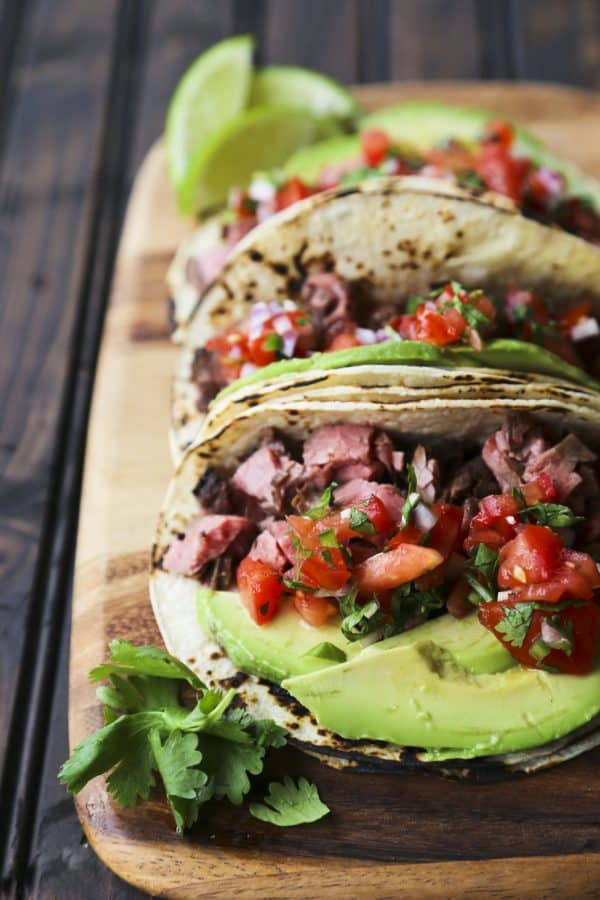 Carne Asada Tacos {Grilled Beef Tacos} from foodiewithfamily.com