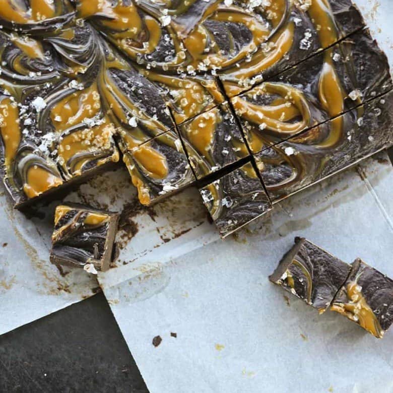 Easy Salted Caramel Fudge with a hint of bourbon from foodiewithfamily.com