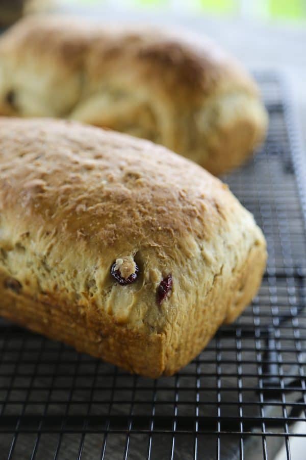 Muesli Toasting Bread - Granola Toasting Bread from foodiewithfamily.com