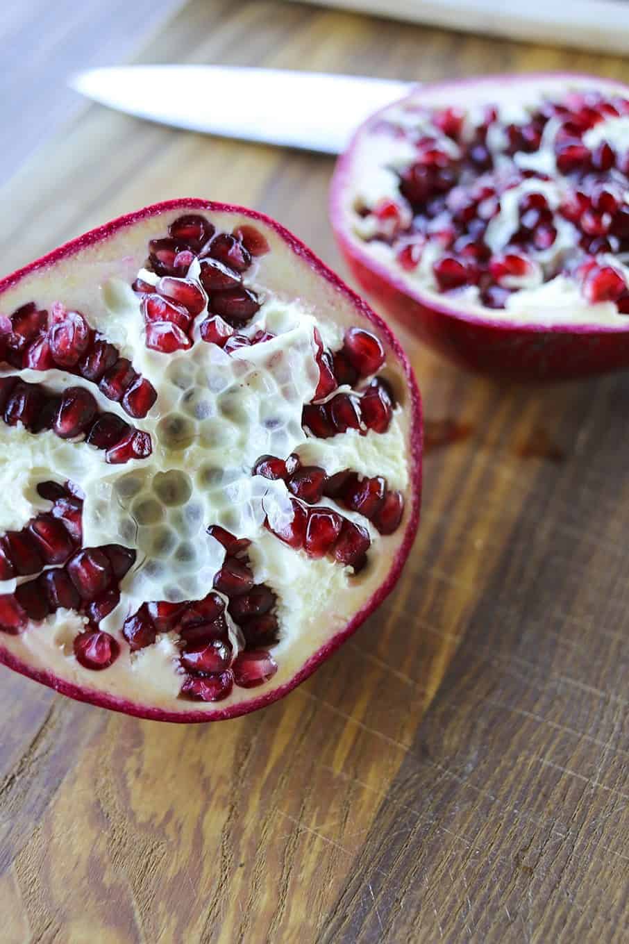How to Deseed a Pomegranate in about 1 Minute