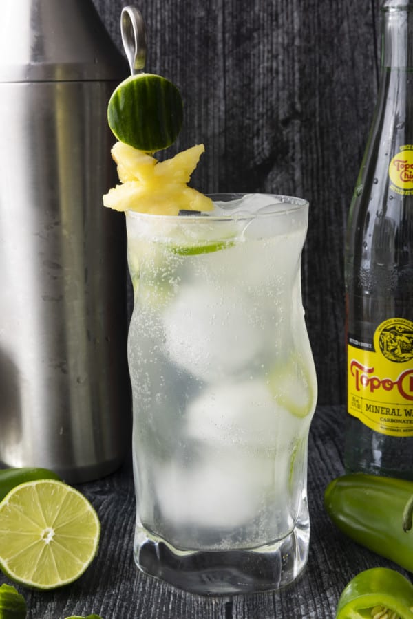 Simply put, Ranch Water Recipes are the best, most refreshing cocktails to have on a hot summer day. In its most basic form, the 3 ingredient cocktail Ranch Water is made of silver tequila (or tequila blanco), fresh lime juice, and a splash of Topo Chico mineral water in a cocktail glass over ice.