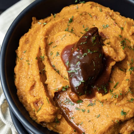 These mashed savoury, spicy sweet potatoes will bring excitement to any meal. Serve it with roast pork, chicken, on tacos or rice bowls!