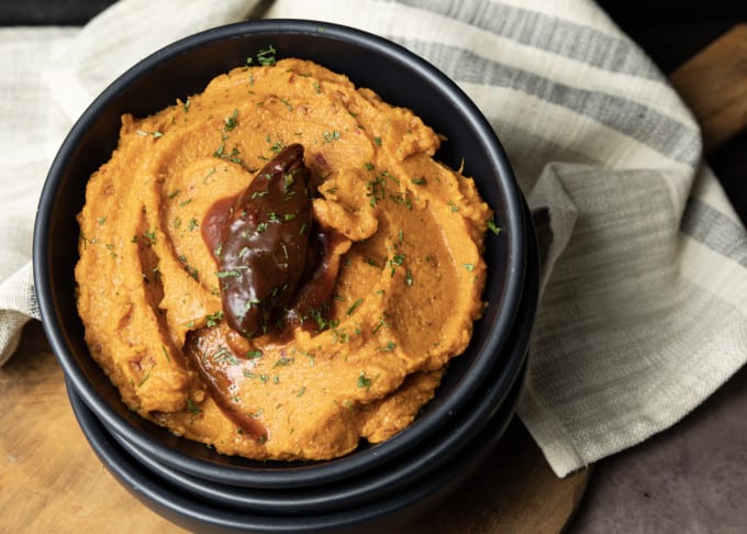 These mashed savoury, spicy sweet potatoes will bring excitement to any meal. Serve it with roast pork, chicken, on tacos or rice bowls!