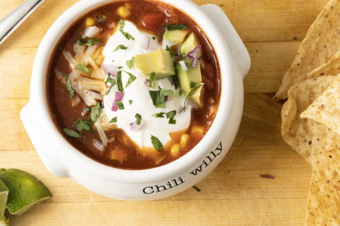 You’ve got to love 5 Ingredient Taco Soup both for the exuberantly flavourful taco flavour and for the incredible ease with which it’s prepared. Any meal that comes together in 15 minutes and makes my whole family happy has my heart and this quick and easy soup fits that bill! As if that wasn’t enough to recommend this taco soup is customizable based on your own personal preferences and what you have on hand.
