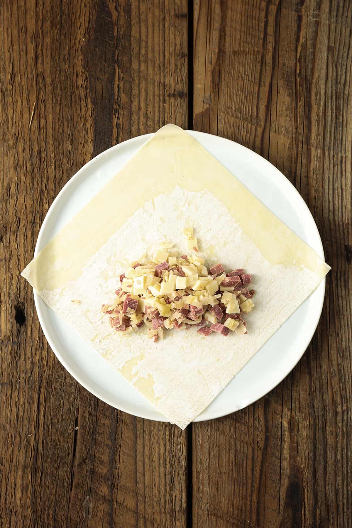 Reuben Egg Rolls and Thousand Island Dipping Sauce