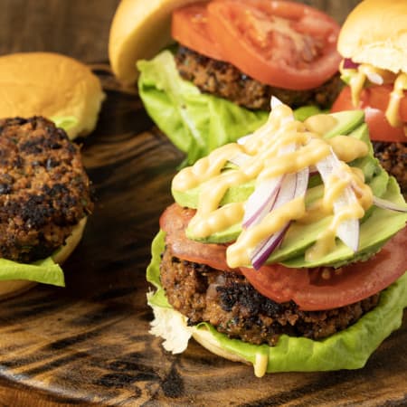 Full of fantastic texture and nobbly with black beans, these hearty and flavourful black bean quinoa burgers made with simple ingredients satisfy serious veggie burger cravings and big taste.