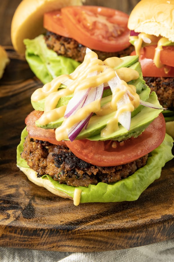 Full of fantastic texture and nobbly with black beans, these hearty and flavourful black bean quinoa burgers made with simple ingredients satisfy serious veggie burger cravings and big taste.