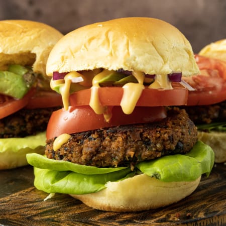 Full of fantastic texture and nobbly with black beans, these hearty and flavourful black bean quinoa burgers made with simple ingredients satisfy serious veggie burger cravings and big taste.