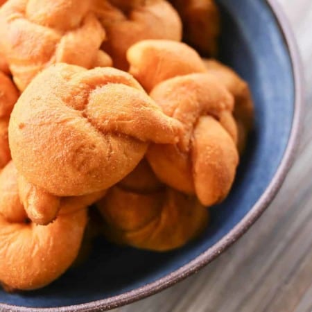 Buffalo Garlic Knots: tender, three bite sized spicy Buffalo Garlic Knots from foodiewithfamily.com